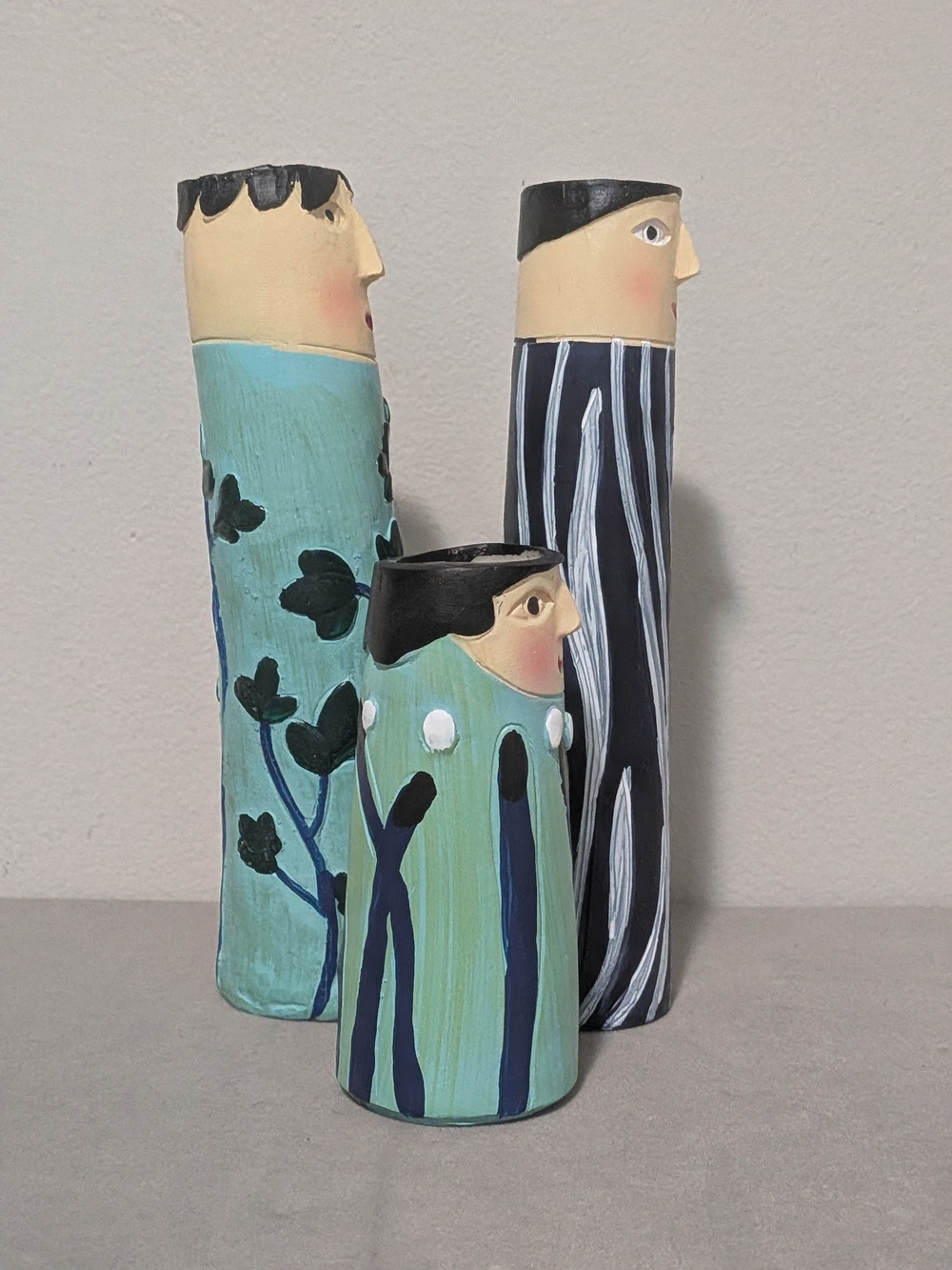 Boho Fun Family Spring Bud Vases Set Of 3 Resin - Picture 3 of 9